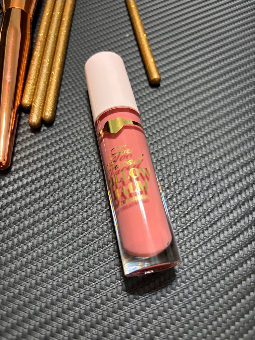 Tarte and too faced make up bundle - Picture 6 of 6